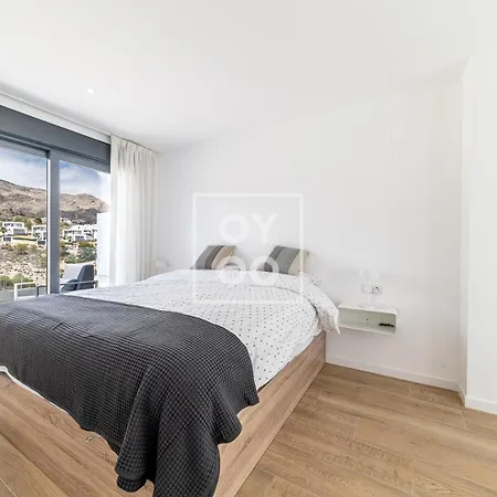 Finefleur - And Mountain Views - By Oyoostays Apartment *